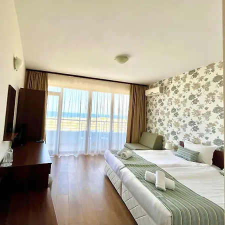 Sea View Otel 2*